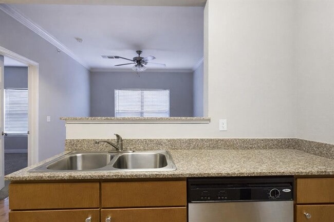 Photo - 2502 Leon St Unit 218