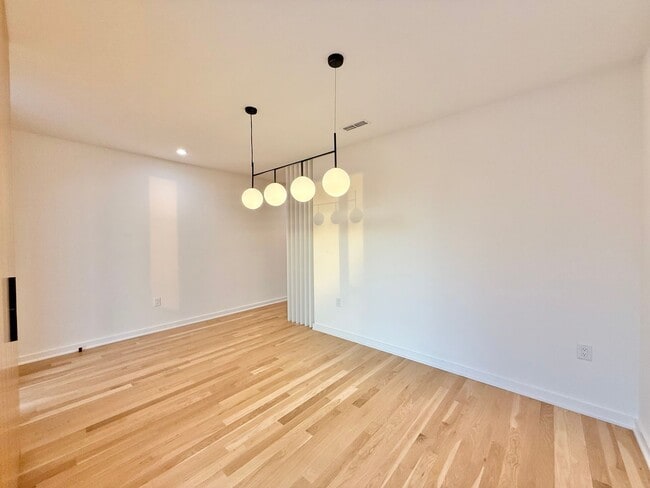 Photo - Beautiful 3BD, 3.5BA Downtown Raleigh Townhome with an Additional Bonus Room, Walkable to Premier...