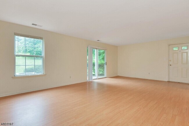 Photo - 218 Vista Dr