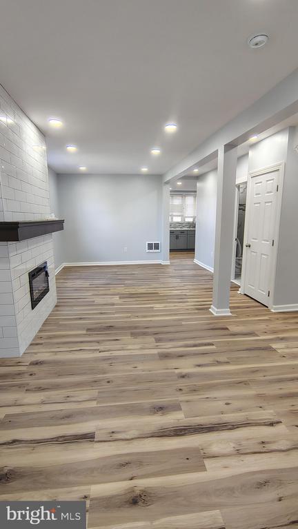 Photo - 1000 Main Ave