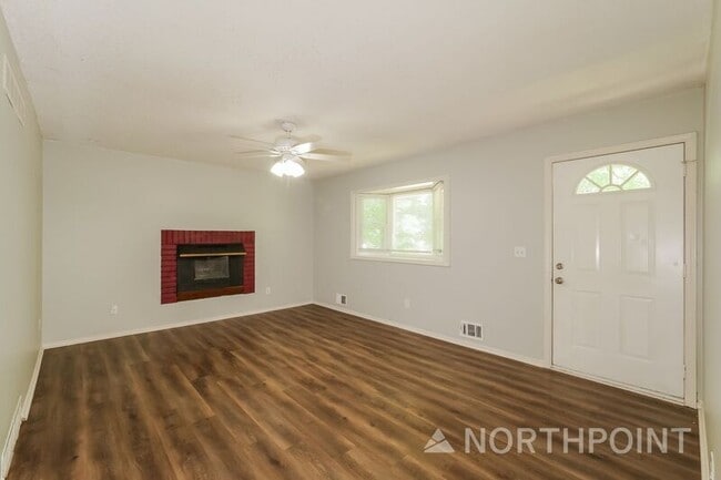 Photo - 1502 Mc Clellan Dr