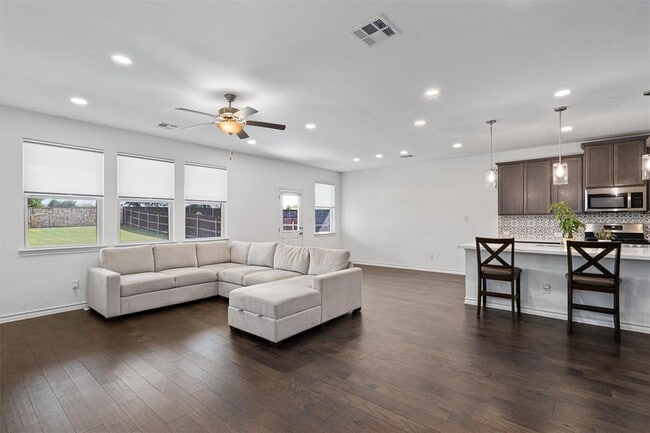 Photo - 213 Stinchcomb Rd