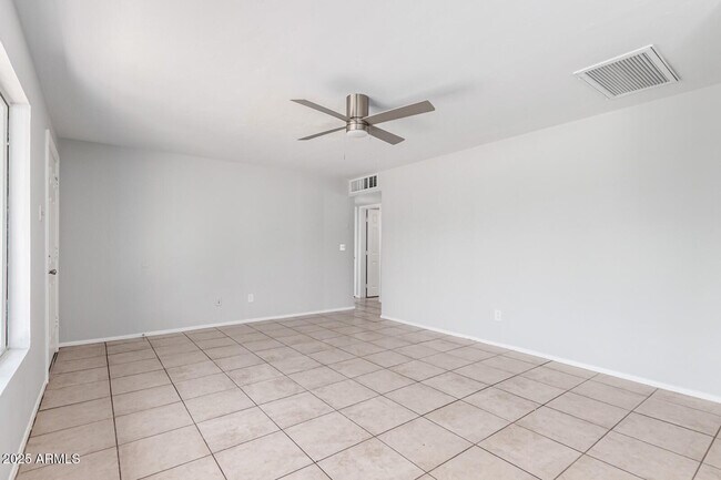 Photo - 1238 E Vine Ave