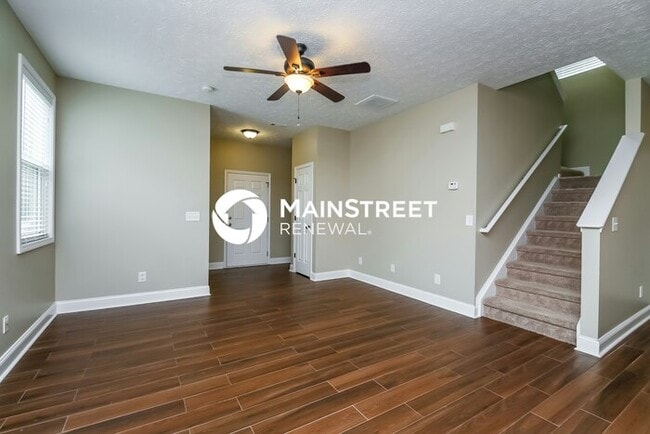 Photo - 3 Bedroom Pet-Friendly Home in Canton, GA with Main Street Renewal
