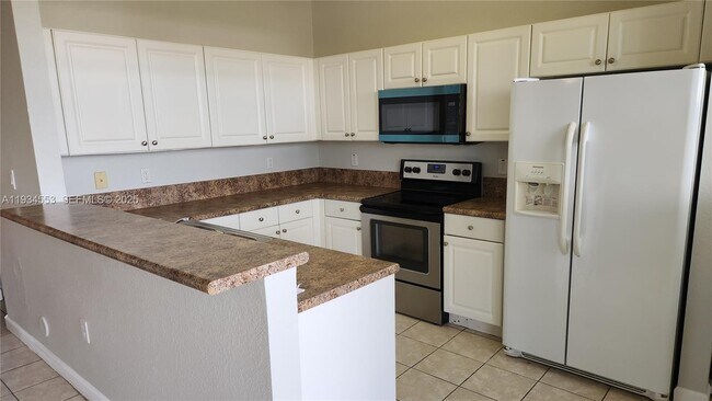 Photo - 12813 SW 132nd Terrace