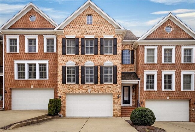 Building Photo - 402 Georgetowne Ct