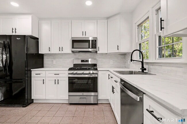 Photo - 73 Ceil Rd