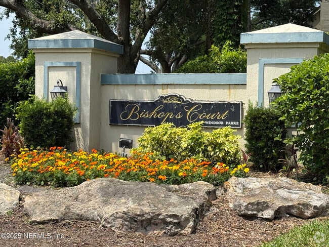 Building Photo - 13700 Richmond Park Dr N Unit 507 Rental