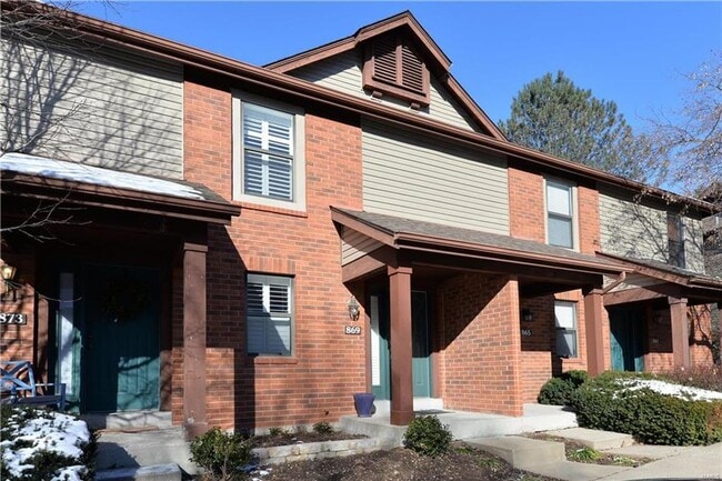 Photo - 869 Forest Trace Dr