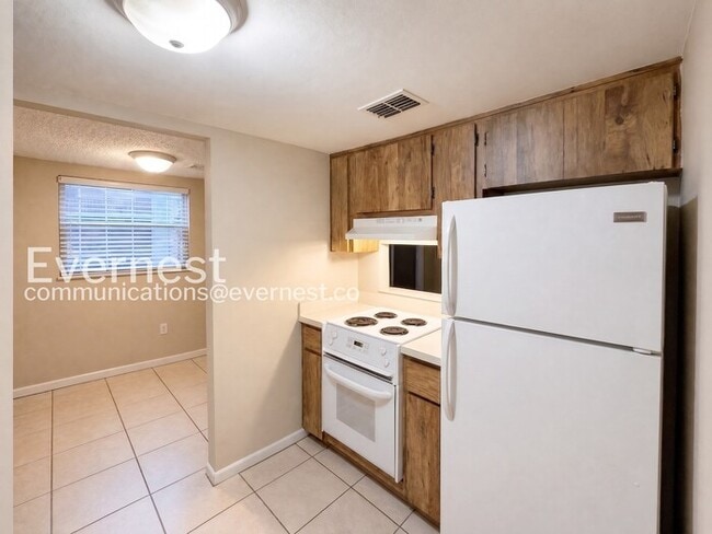 5541 Bay Blvd Unit 301
