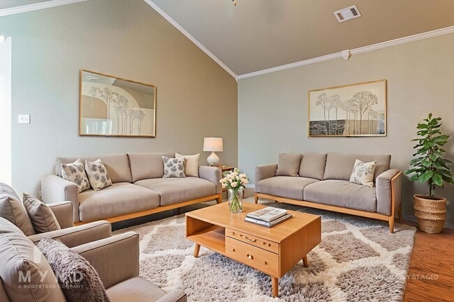 Photo - 158 Harvick Cir