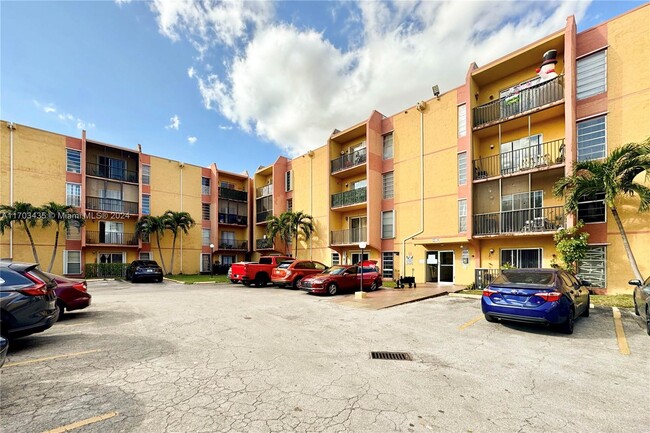 Photo - 4803 NW 7th St Condominio Unidad 105-14