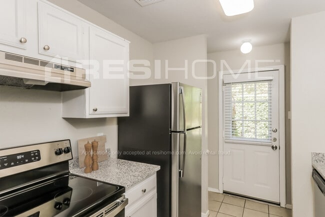 Photo - 2213 Salerno Dr