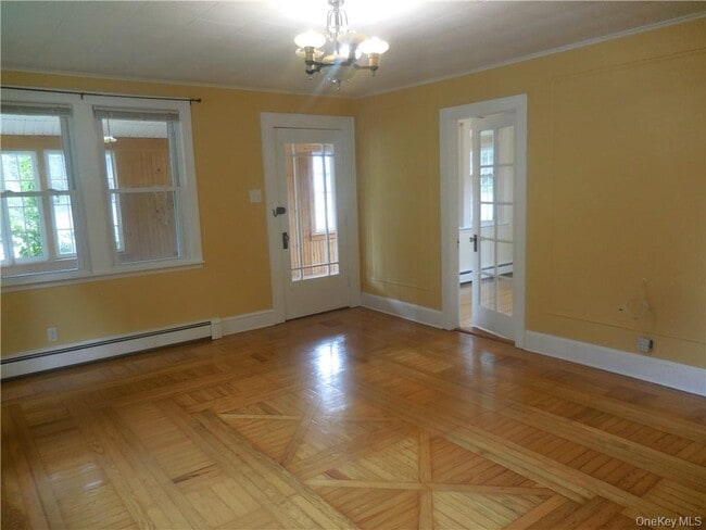 Photo - 43 S Ohioville Rd