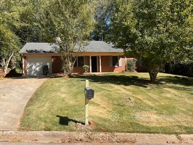 Photo - 1002 Providence Way House