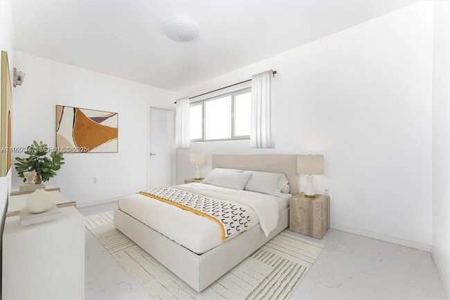 Photo - 800 NW 67th St