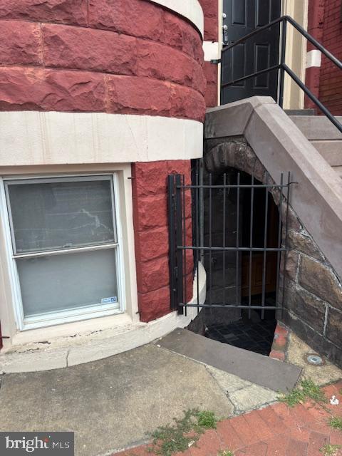 Building Photo - 469 Florida Ave NW Unit LOWER Rental