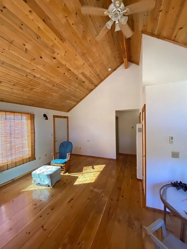 Photo - Move-In Ready 2-Bedroom Cabin-Style Home with Deck, Knotty Pine & HOA Included in Pine Mountain Club