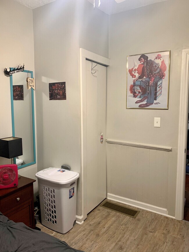 Photo - 141 William St Unit 1R