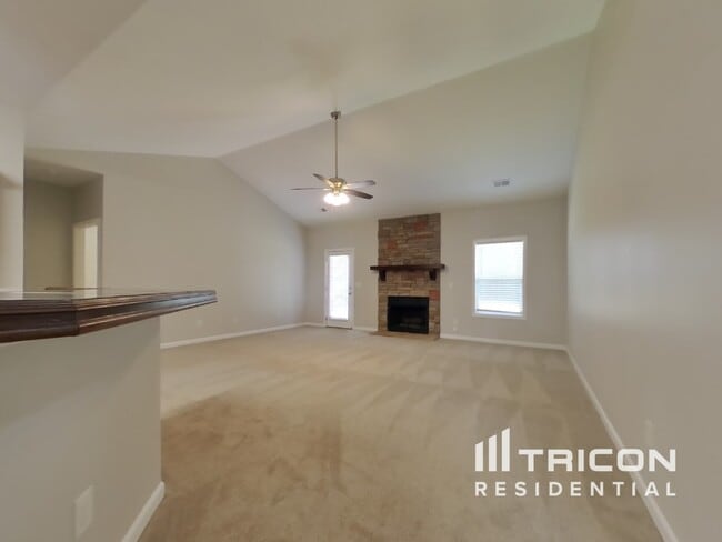 Photo - 56 Chimney Springs Dr SW
