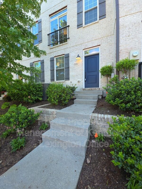 Photo - 516 Maryland Ave