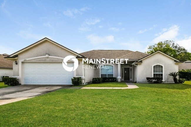 Building Photo - 4 Bedroom Pet-Friendly Home in ORANGE PARK, FL with Main Street Renewal
