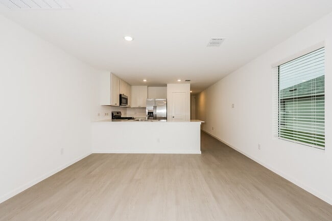 Photo - 1604 Limpkin Dr