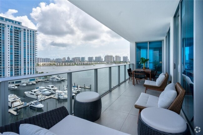 Building Photo - 17111 Biscayne Blvd Unit 1001 Rental