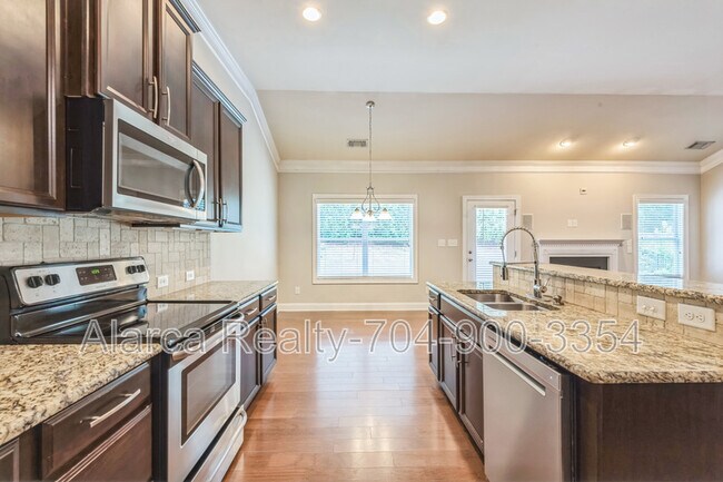 Photo - 1016 Ridgehaven Rd