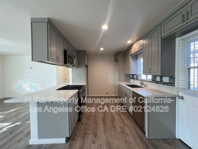 Building Photo - 4417 166th St