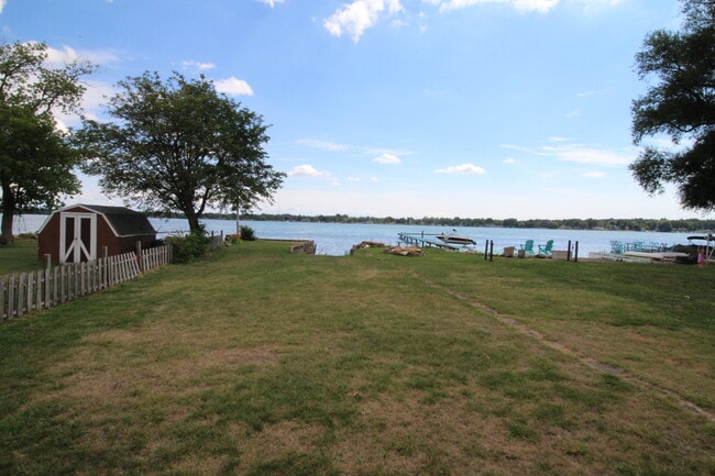 Photo - 2168 River Rd