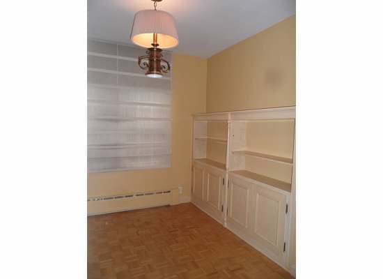 Photo - Broadway Hill home