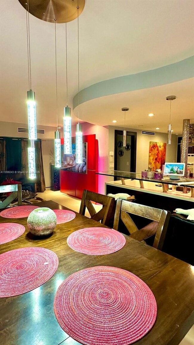 Photo - 18880 NW 57th Ave Unidad 208
