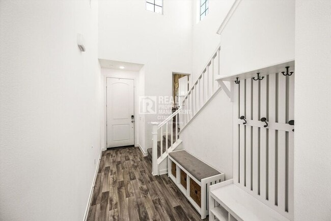 Photo - 1604 Armijo Pl