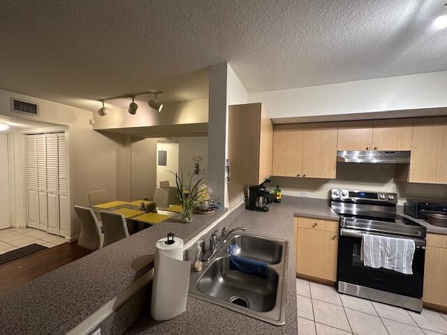 Building Photo - 615 Villa Cir Unit 615 Rental