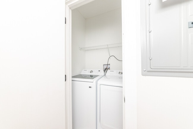 Photo - 1907 S Racine Ave Unit 2