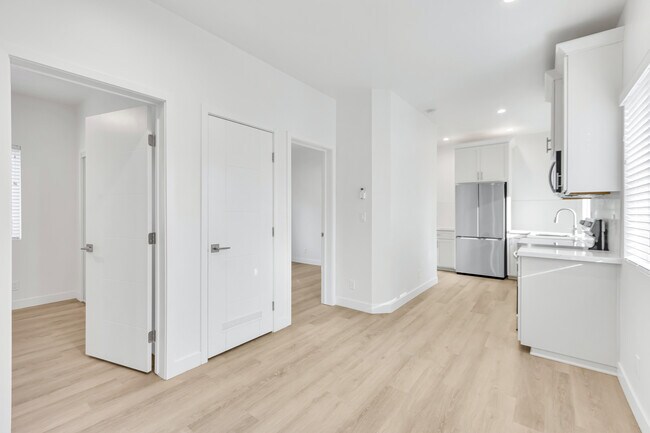 Photo - 2425 Liestal Aly Unit 2425