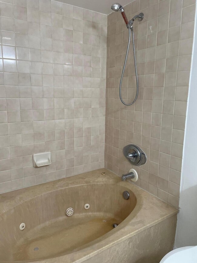 Photo - 3666 Victoria Dr