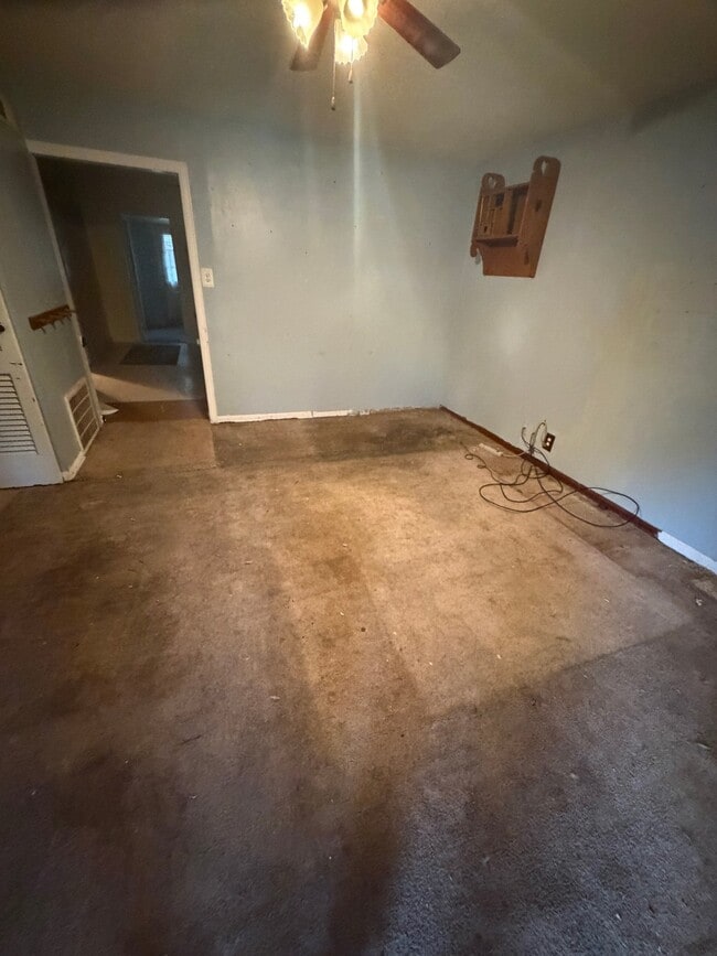 Photo - 1404 Cody St