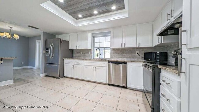 Photo - 122 Galiano Ct