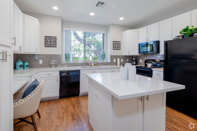Interior Photo - Palazzo Townhomes