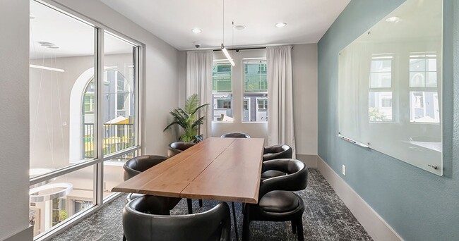 Iconic on Alvarado - Lease by the Bed