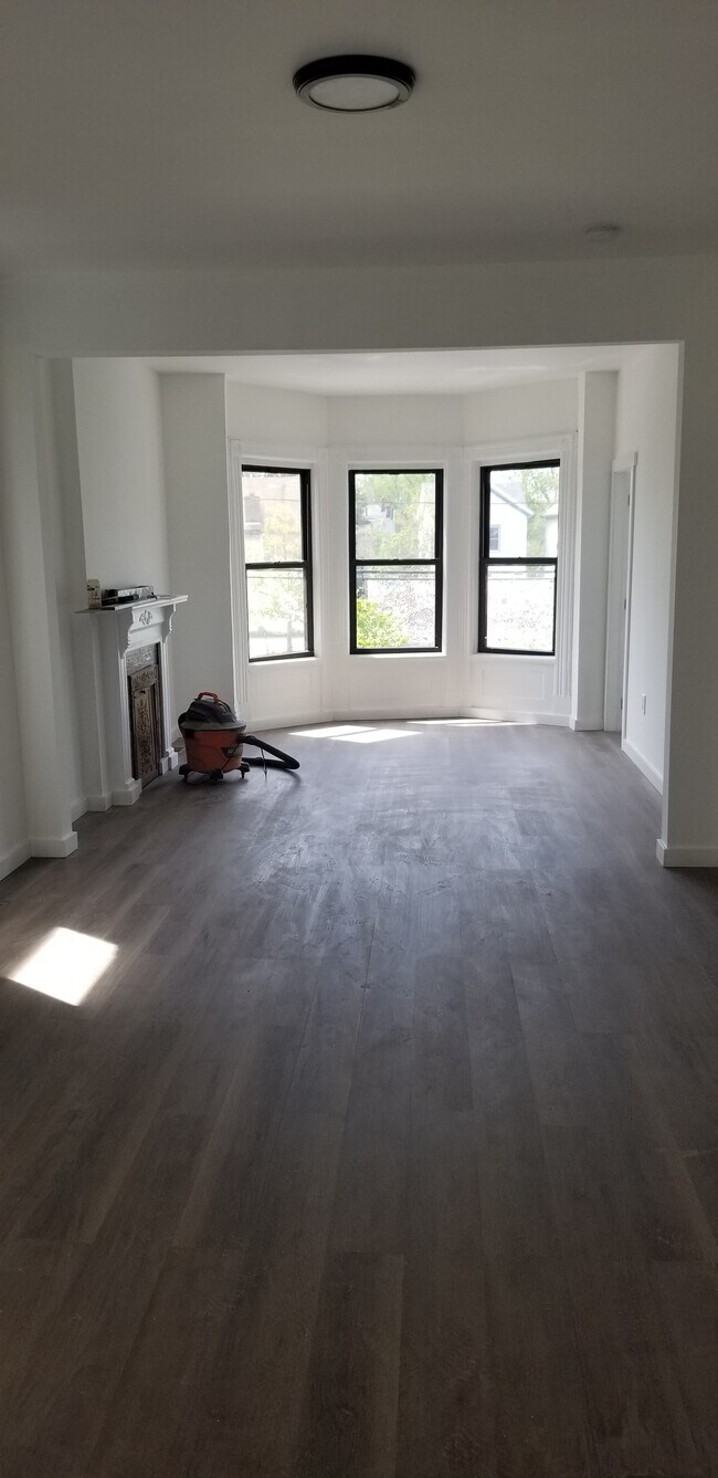 Photo - 40 5th Ave Unit 1