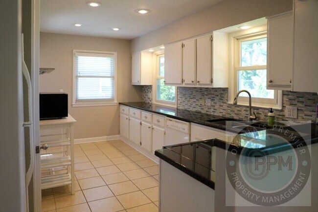 Photo - Move In Special  $600.00 off the Deposit!!...