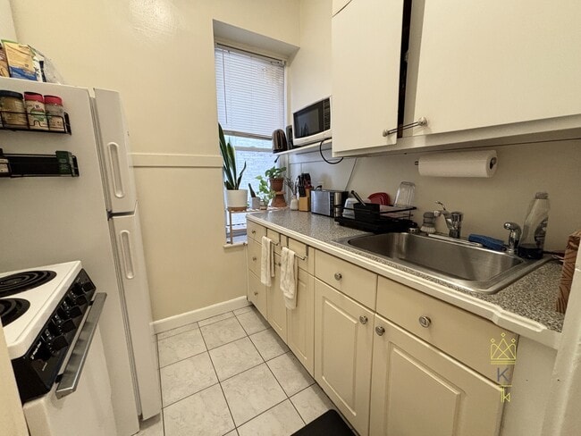 Photo - 1477 Beacon St Unidad 7