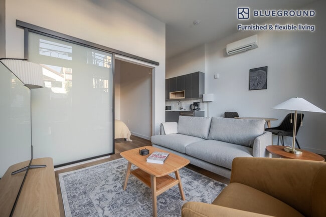 Photo - 2245 NW 56th St Unidad FL2-ID981