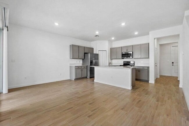 Photo - 4159 Lagoon Shore Dr