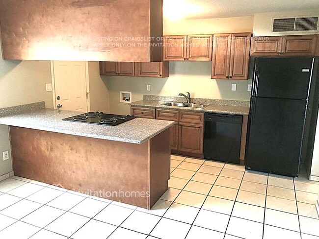 Photo - 3808 W Glendale Ave
