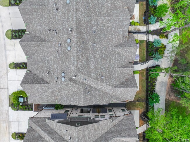 Photo - 2708 Woodforest Pkwy N