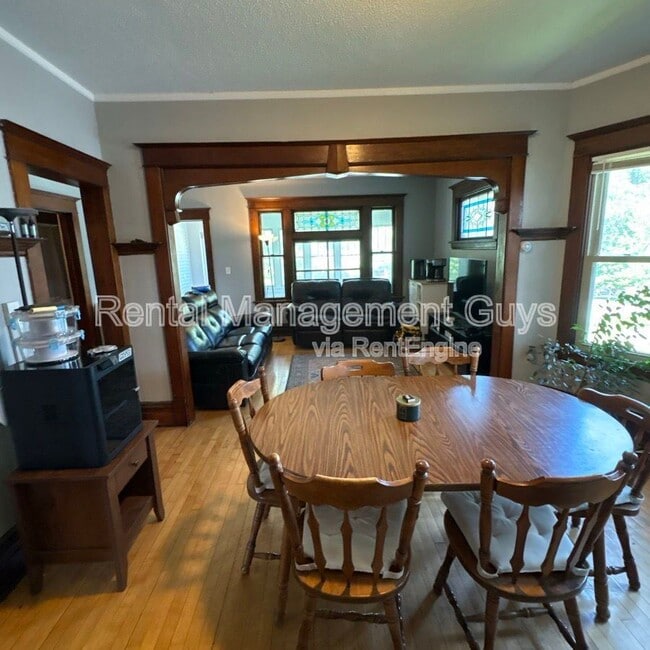 Photo - 1140 Dayton Ave